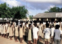 afrikai iskolások, nemi erőszak