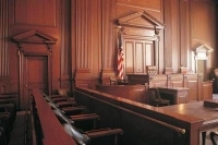 bírósági terem, nekrofília, bűncselekmény
